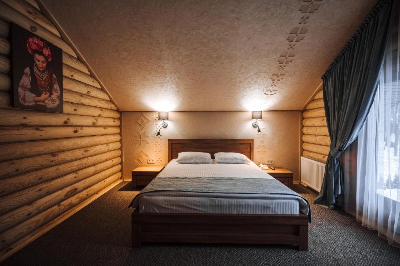 Turiyske Podvir'Ya Hotel Blazhennik Ngoại thất bức ảnh