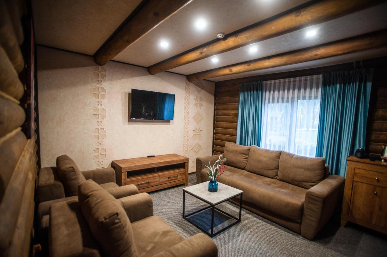 Turiyske Podvir'Ya Hotel Blazhennik Ngoại thất bức ảnh