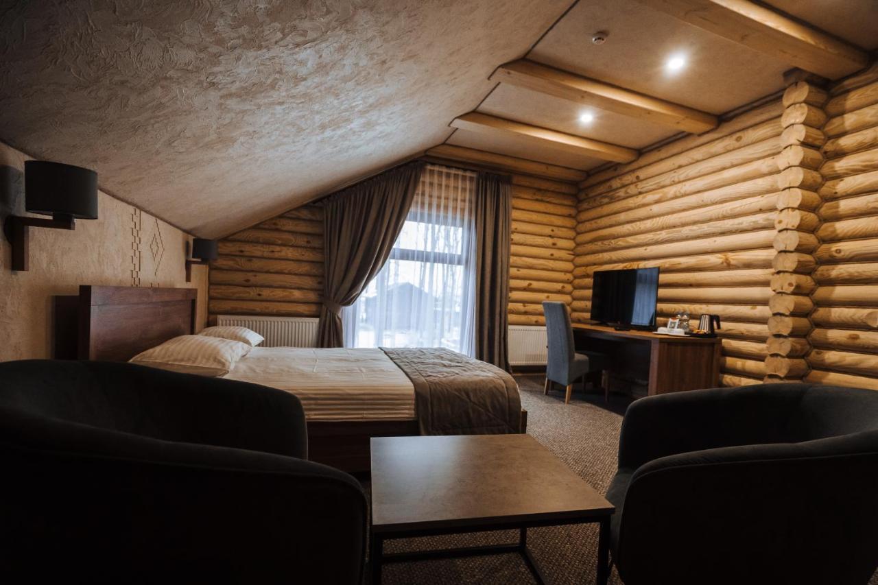 Turiyske Podvir'Ya Hotel Blazhennik Ngoại thất bức ảnh