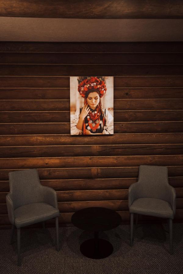 Turiyske Podvir'Ya Hotel Blazhennik Ngoại thất bức ảnh