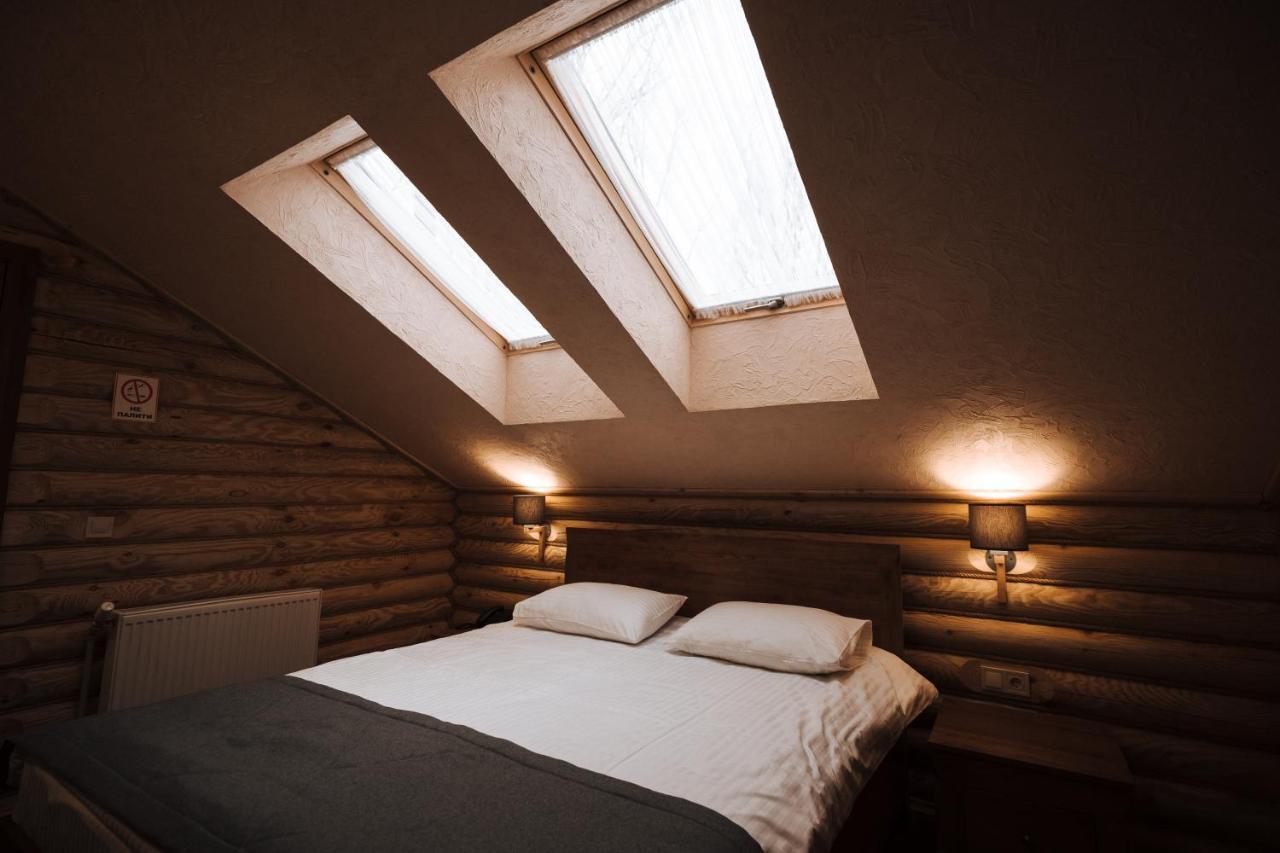 Turiyske Podvir'Ya Hotel Blazhennik Ngoại thất bức ảnh